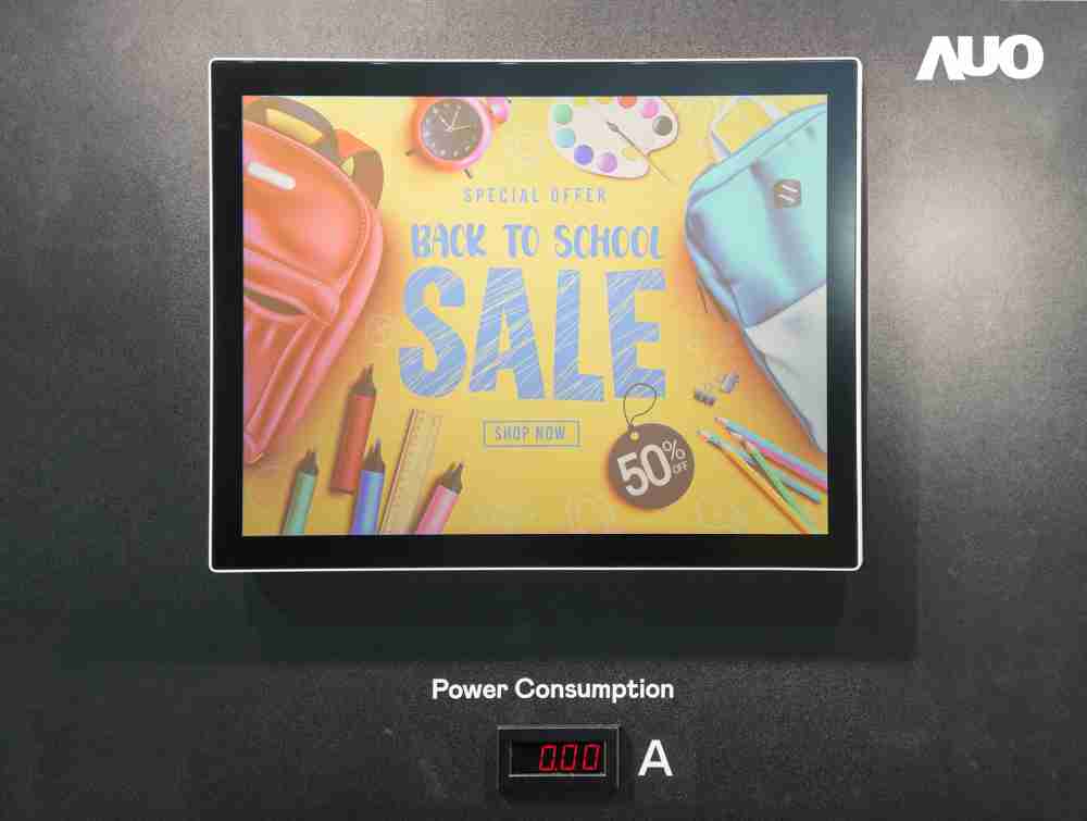 至成国际展示胆固醇液晶超低耗能户外全彩显示器，，，ChLC（胆固醇液晶）以双稳态技术使静态显示零功耗，，具省电、、、、高彩度、、、、环保的特性，，还整合软硬件系统解决方案，，可透过单一云端平台管理